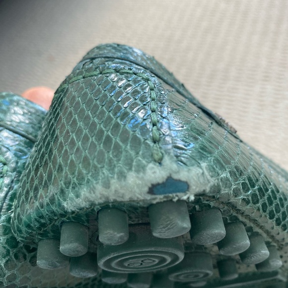 Dolce and Gabbana Teal snakeskin moccasins - Picture 5 of 9